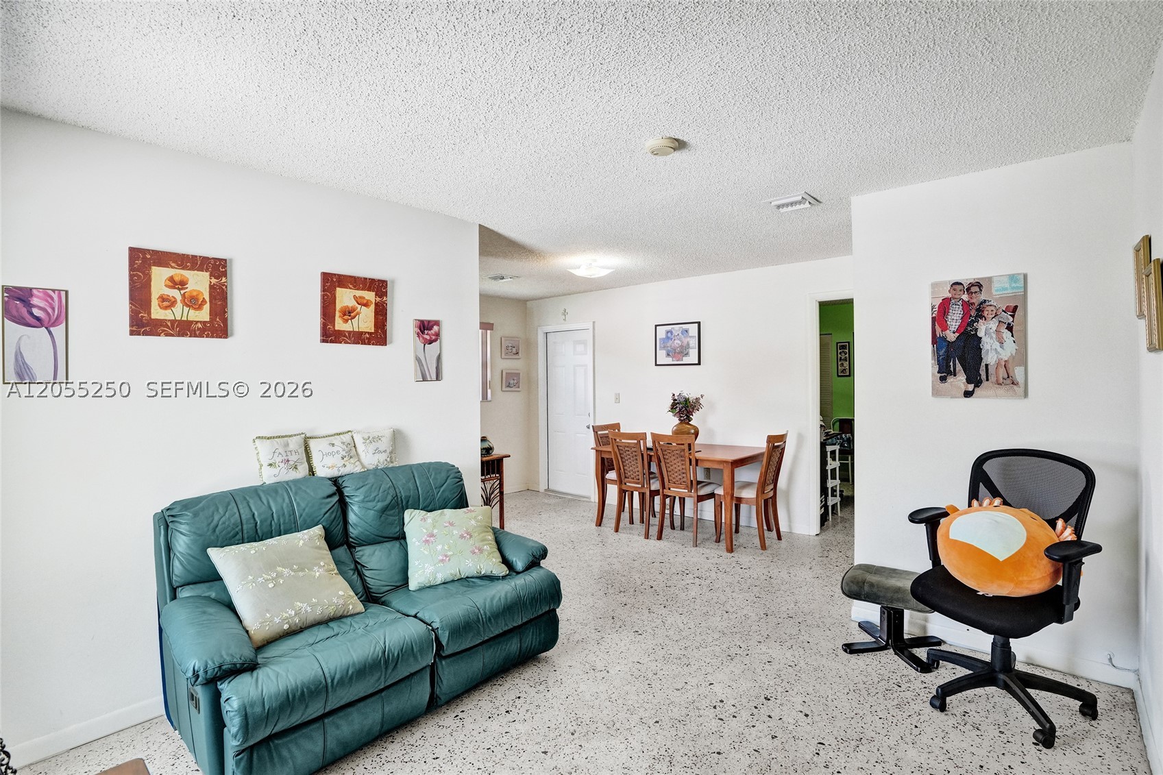 THE PINES - Residential Income