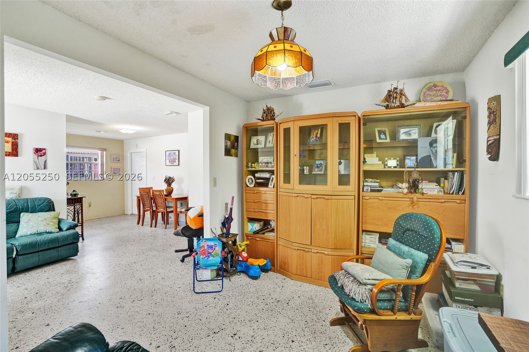 THE PINES - Residential Income