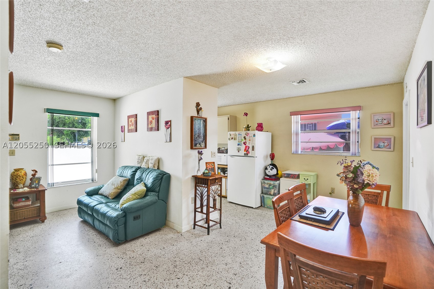 THE PINES - Residential Income