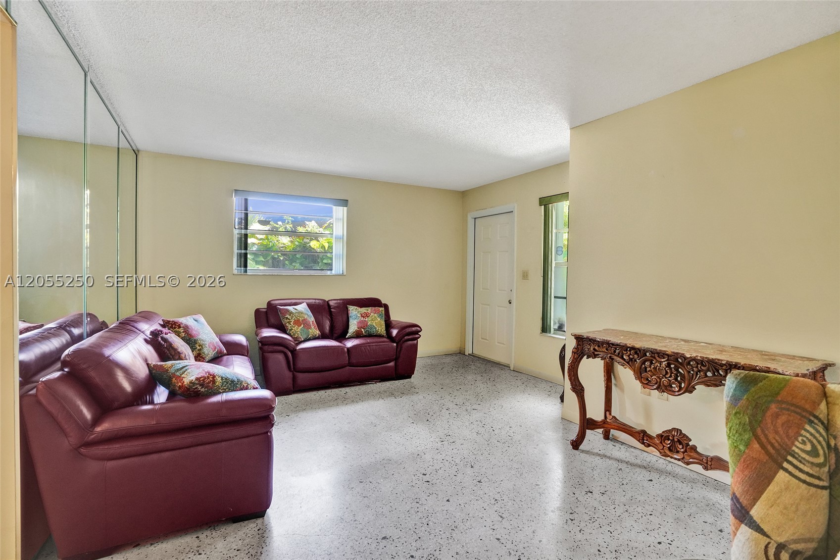 THE PINES - Residential Income