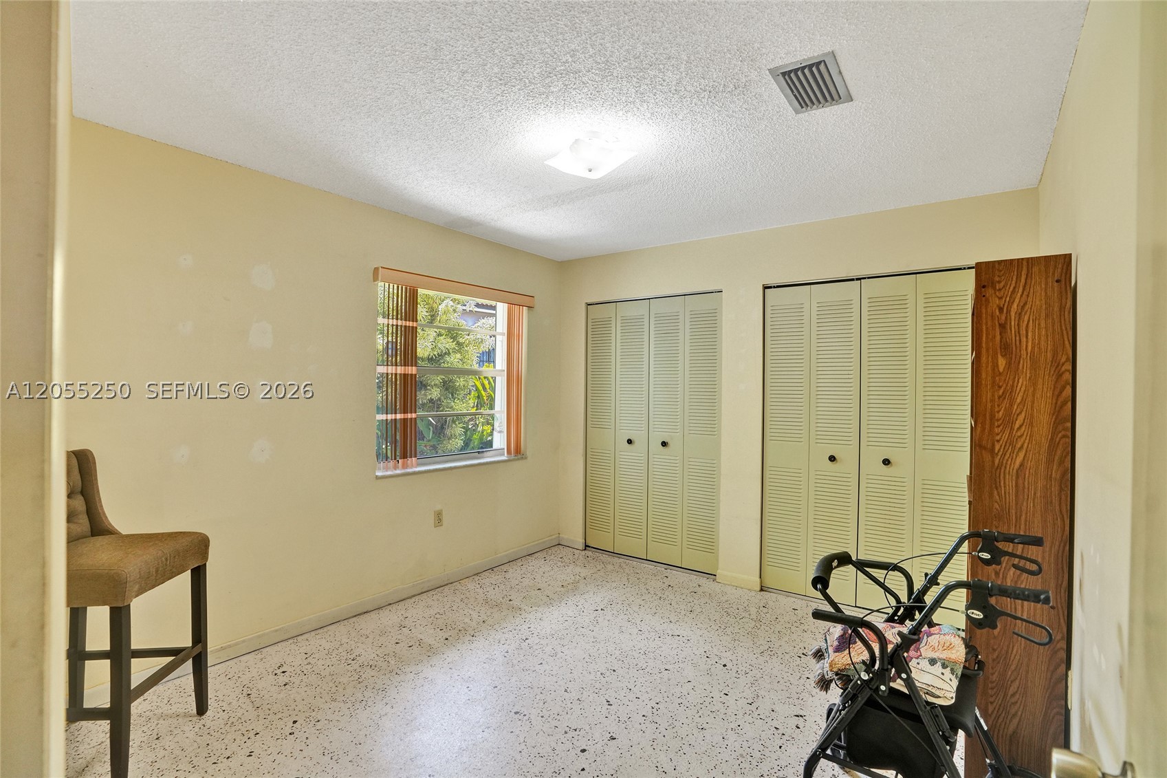THE PINES - Residential Income