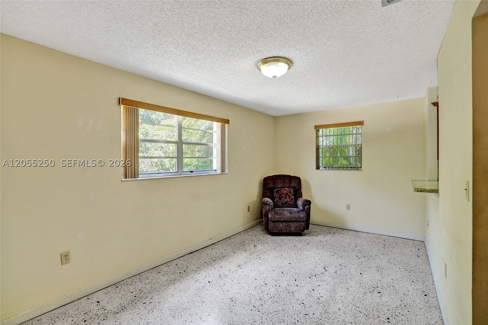 THE PINES - Residential Income