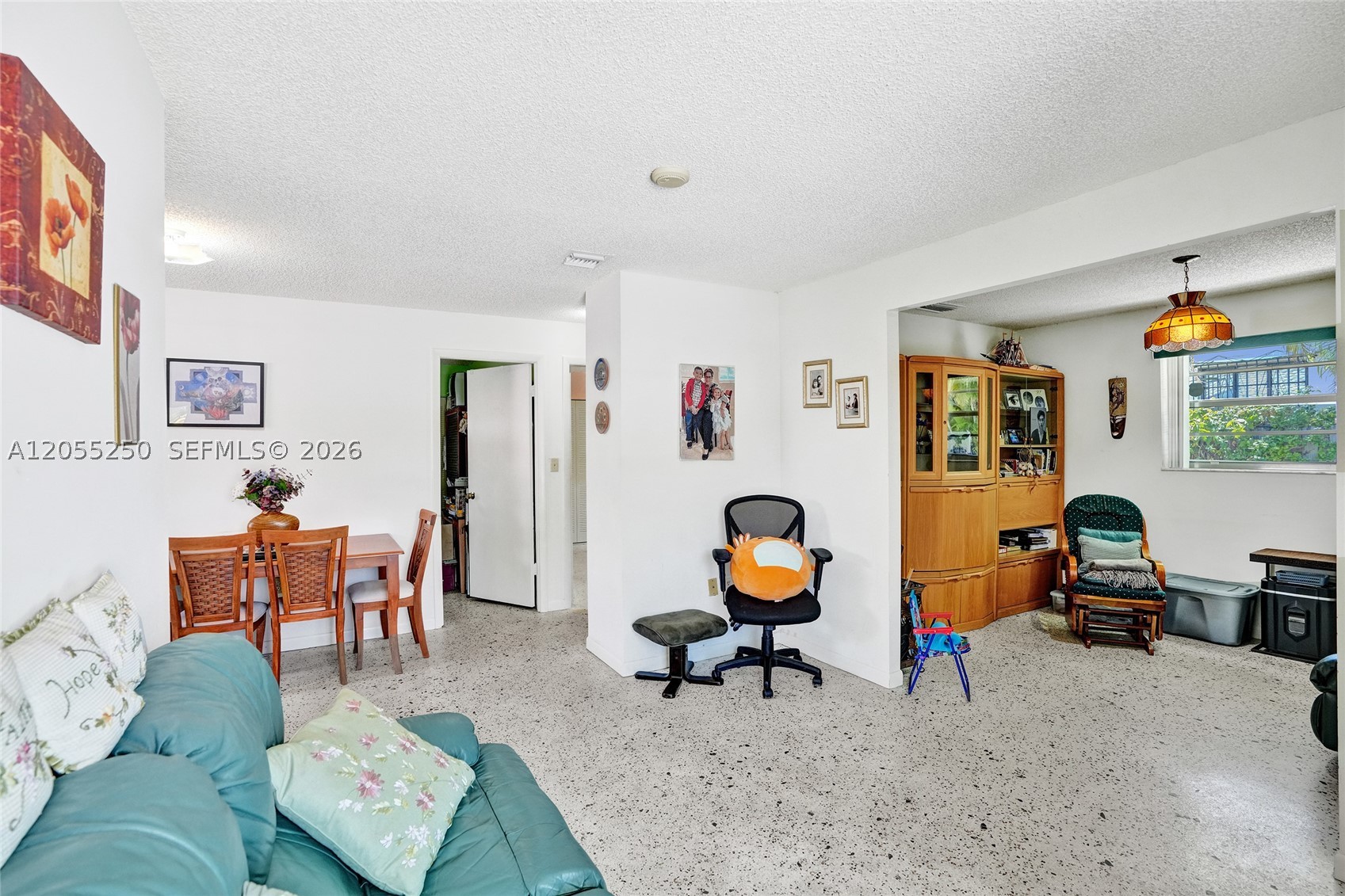 THE PINES - Residential Income