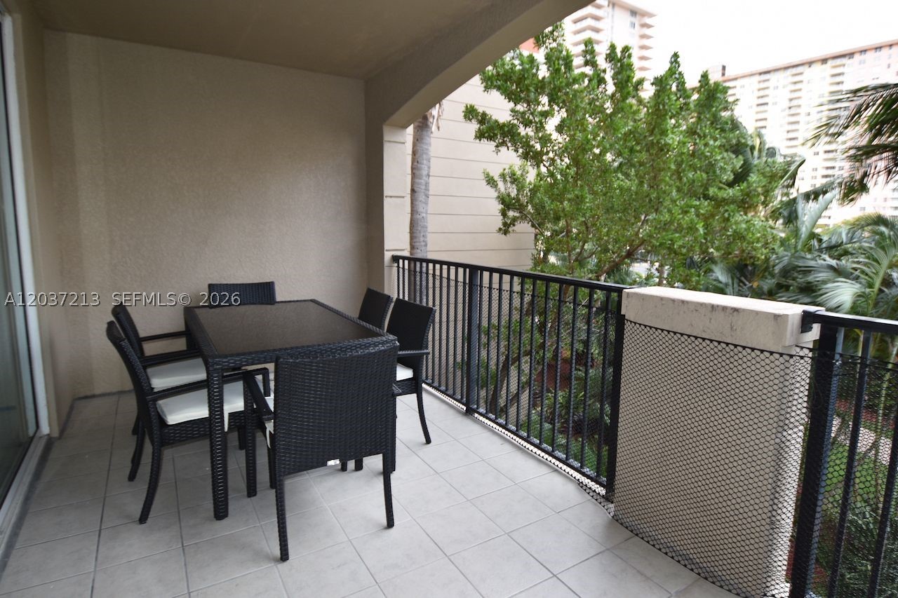 PORTO BELLAGIO CONDO - Residential Lease