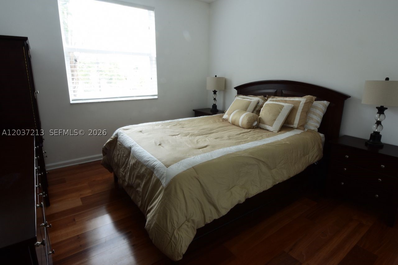 PORTO BELLAGIO CONDO - Residential Lease