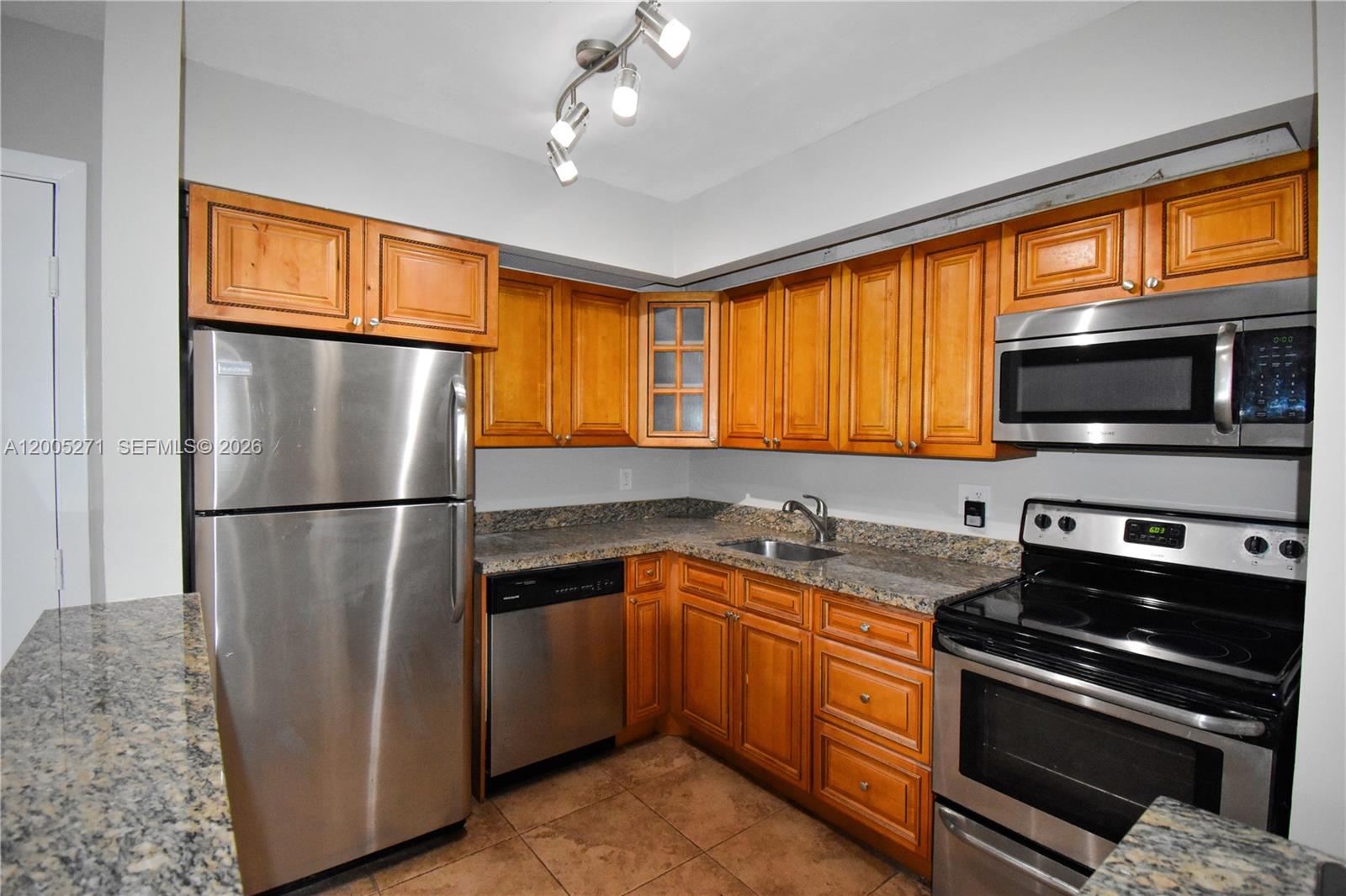 BELFORT CONDOMINIUM - Residential