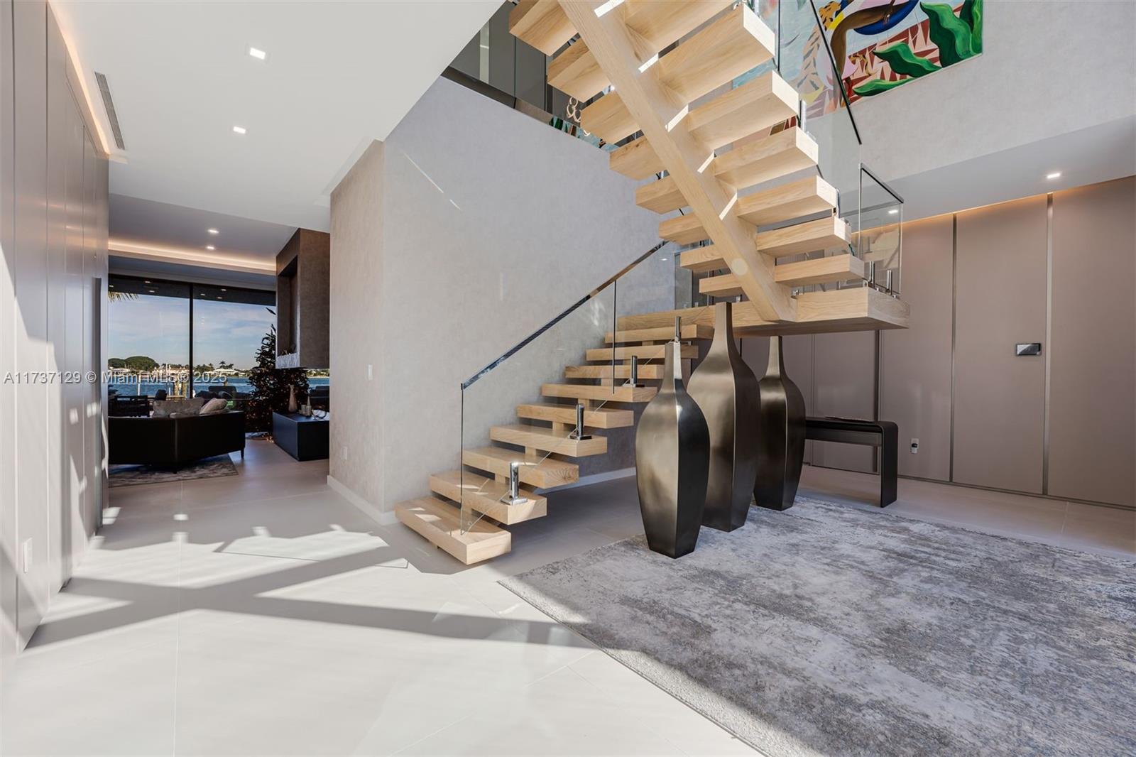 BISCAYNE POINT - Residential