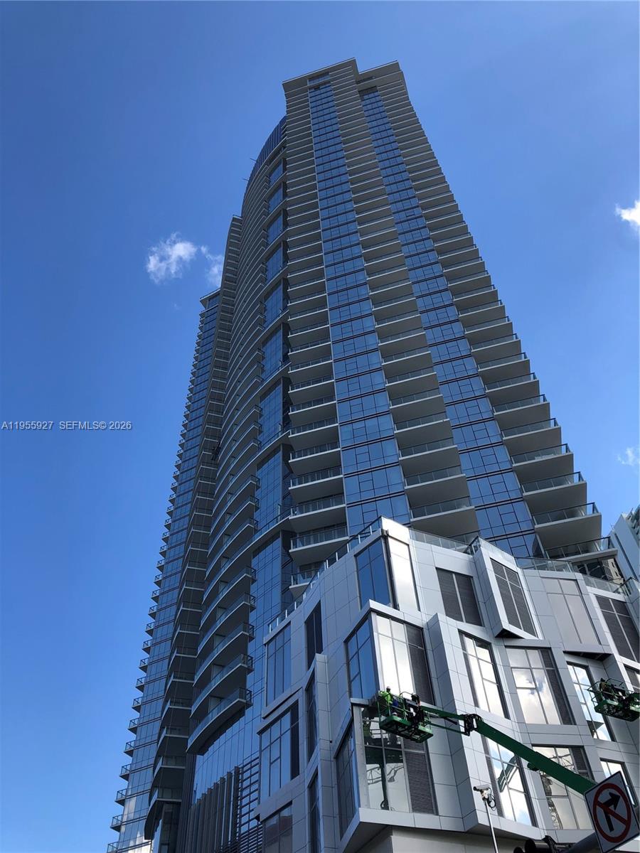 PARAMOUNT MIAMI WORLDCENT - Residential