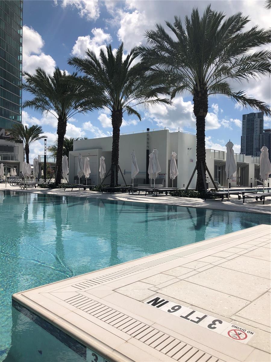 PARAMOUNT MIAMI WORLDCENT - Residential
