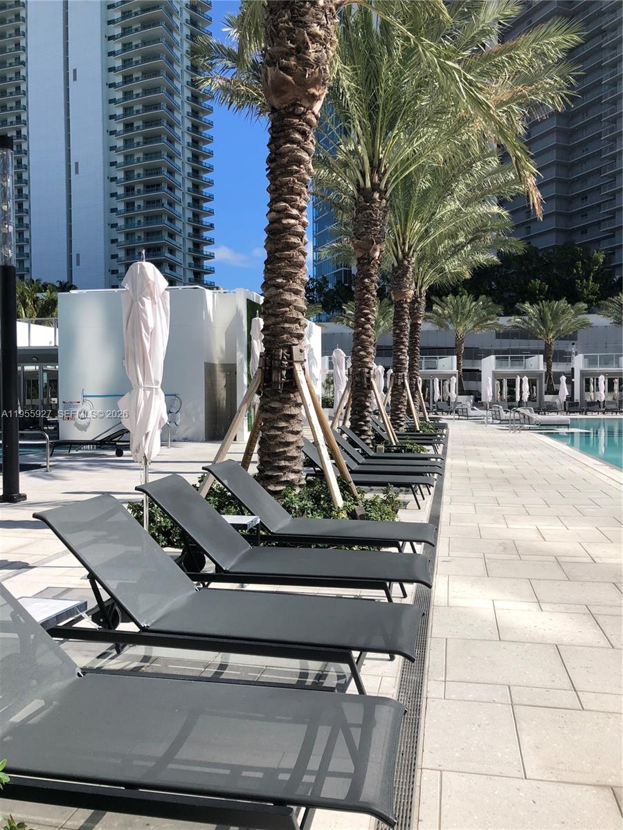 PARAMOUNT MIAMI WORLDCENT - Residential