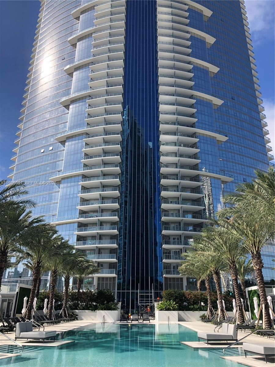 PARAMOUNT MIAMI WORLDCENT - Residential