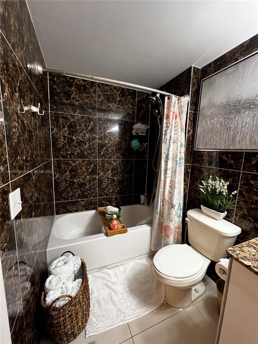 MC KENZIE SUB - Residential Lease