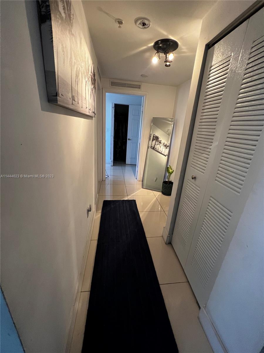 MC KENZIE SUB - Residential Lease