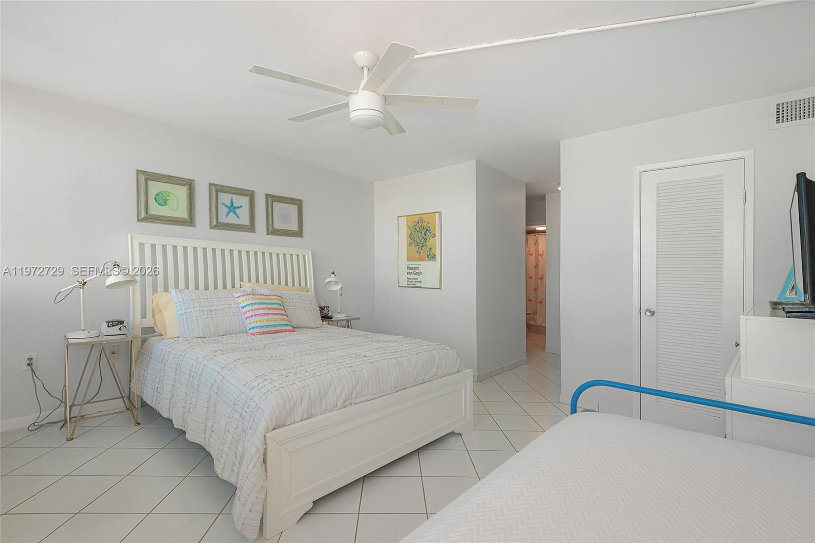 BURLEIGH HOUSE CONDO - Residential