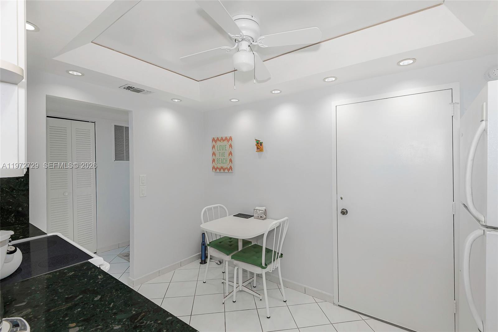 BURLEIGH HOUSE CONDO - Residential