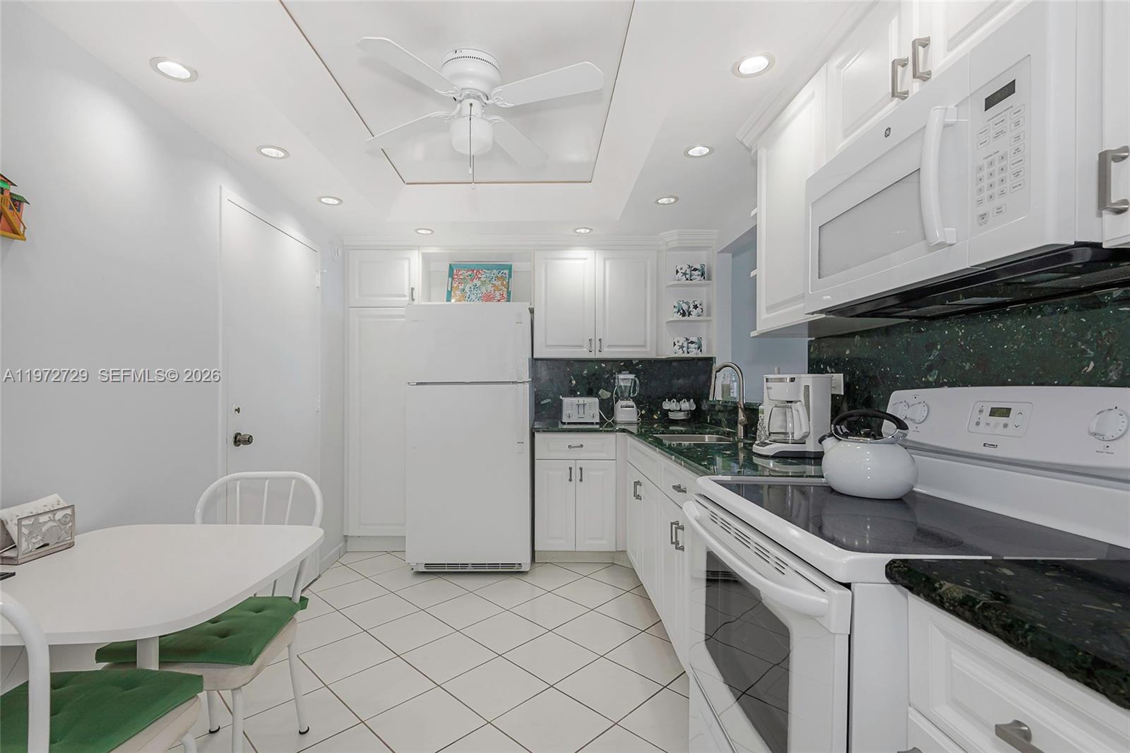 BURLEIGH HOUSE CONDO - Residential