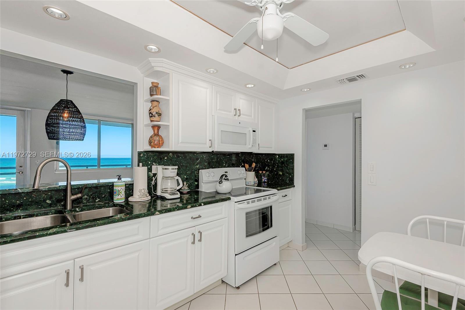 BURLEIGH HOUSE CONDO - Residential