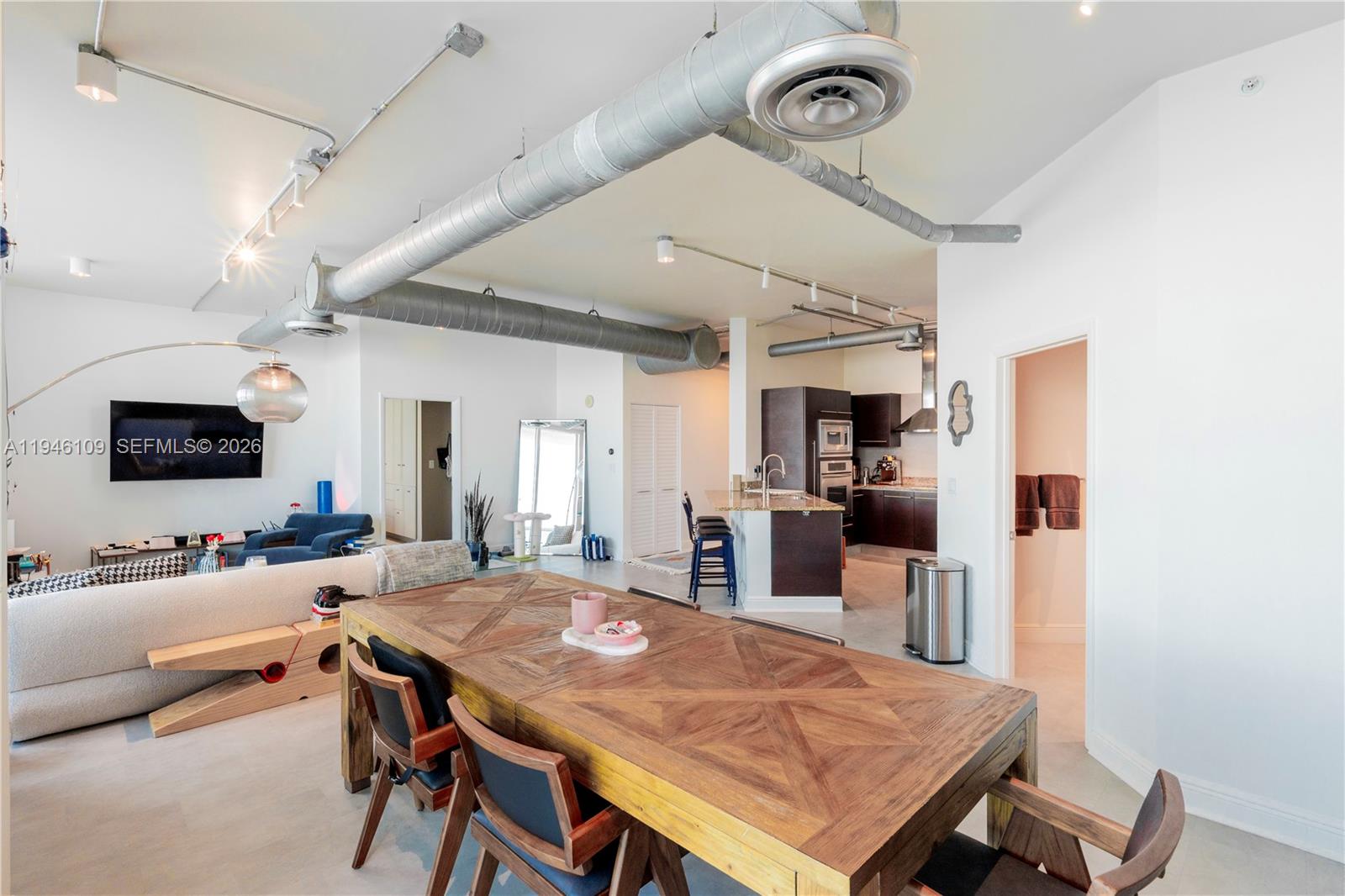 STAR LOFTS ON THE BAY CON - Residential