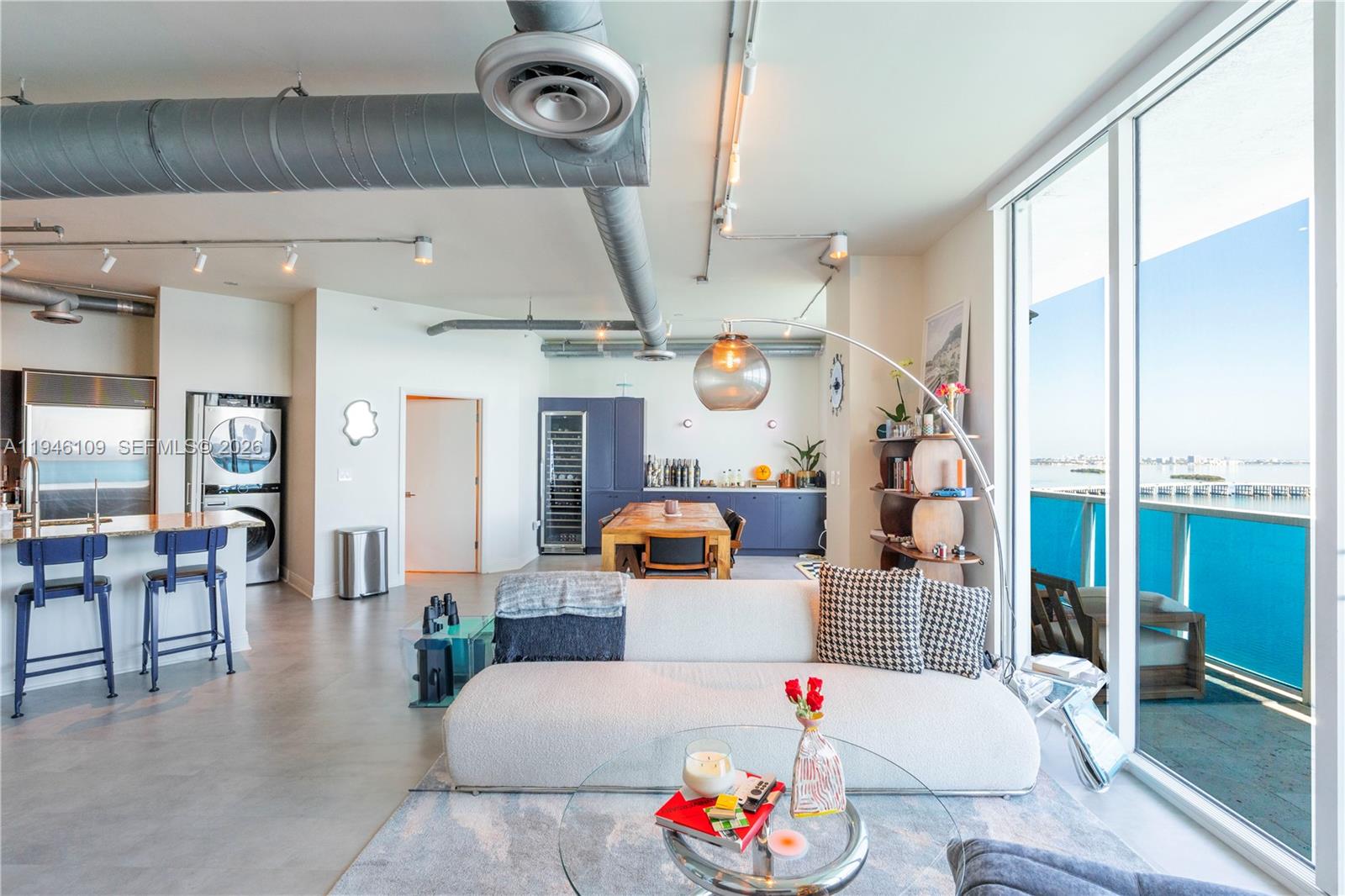 STAR LOFTS ON THE BAY CON - Residential
