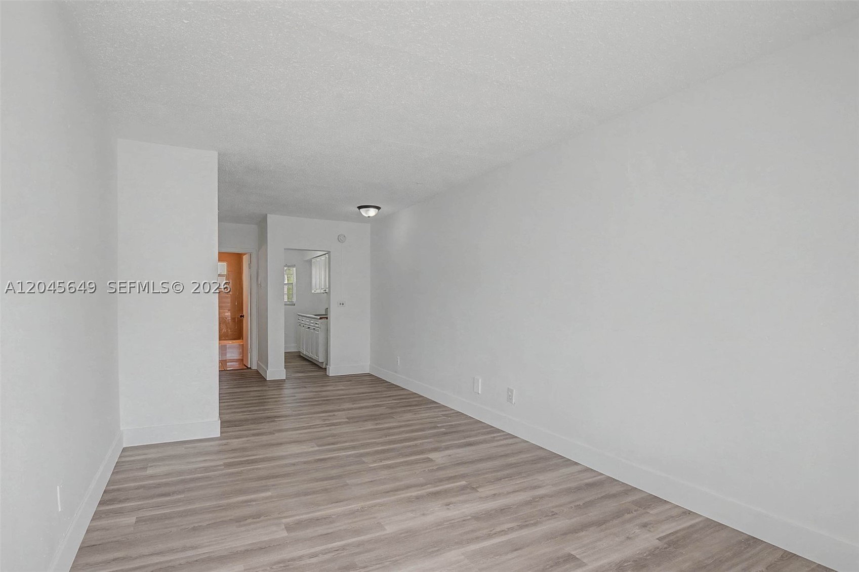 GOLF COURSE SUB AMD PL - Residential Lease