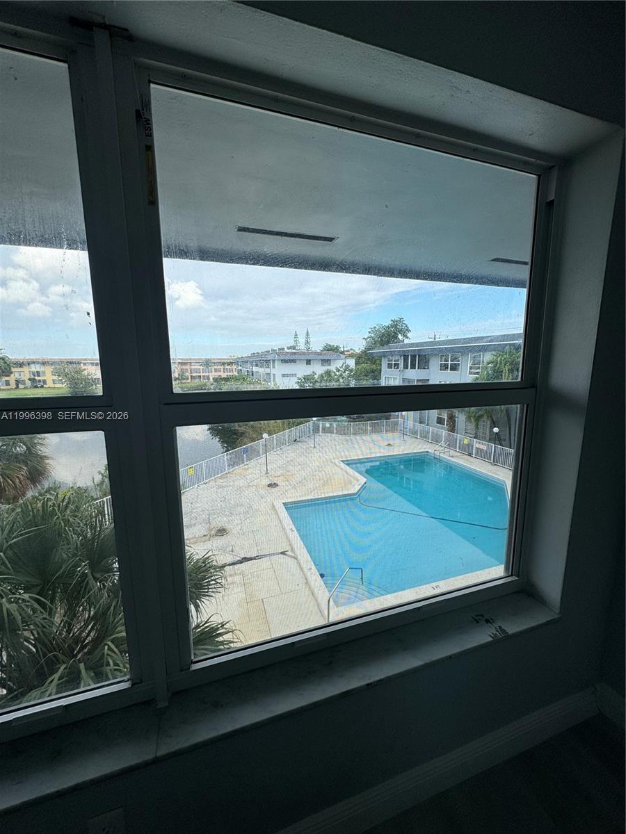 SECOND FORUM CONDO - Residential