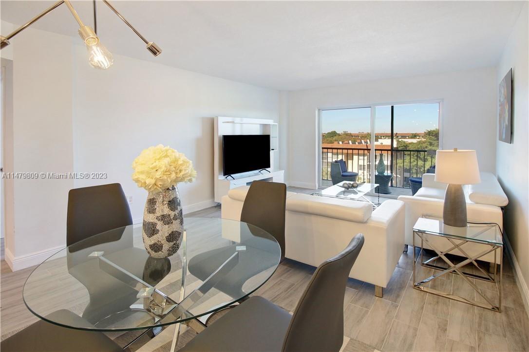 MANORS OF INVERRARY XII - Residential Lease