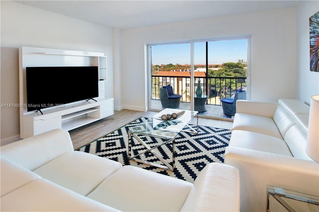 MANORS OF INVERRARY XII - Residential Lease