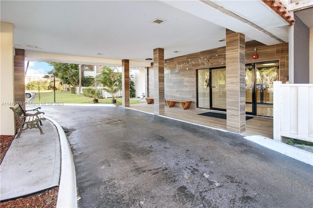 MANORS OF INVERRARY XII - Residential Lease
