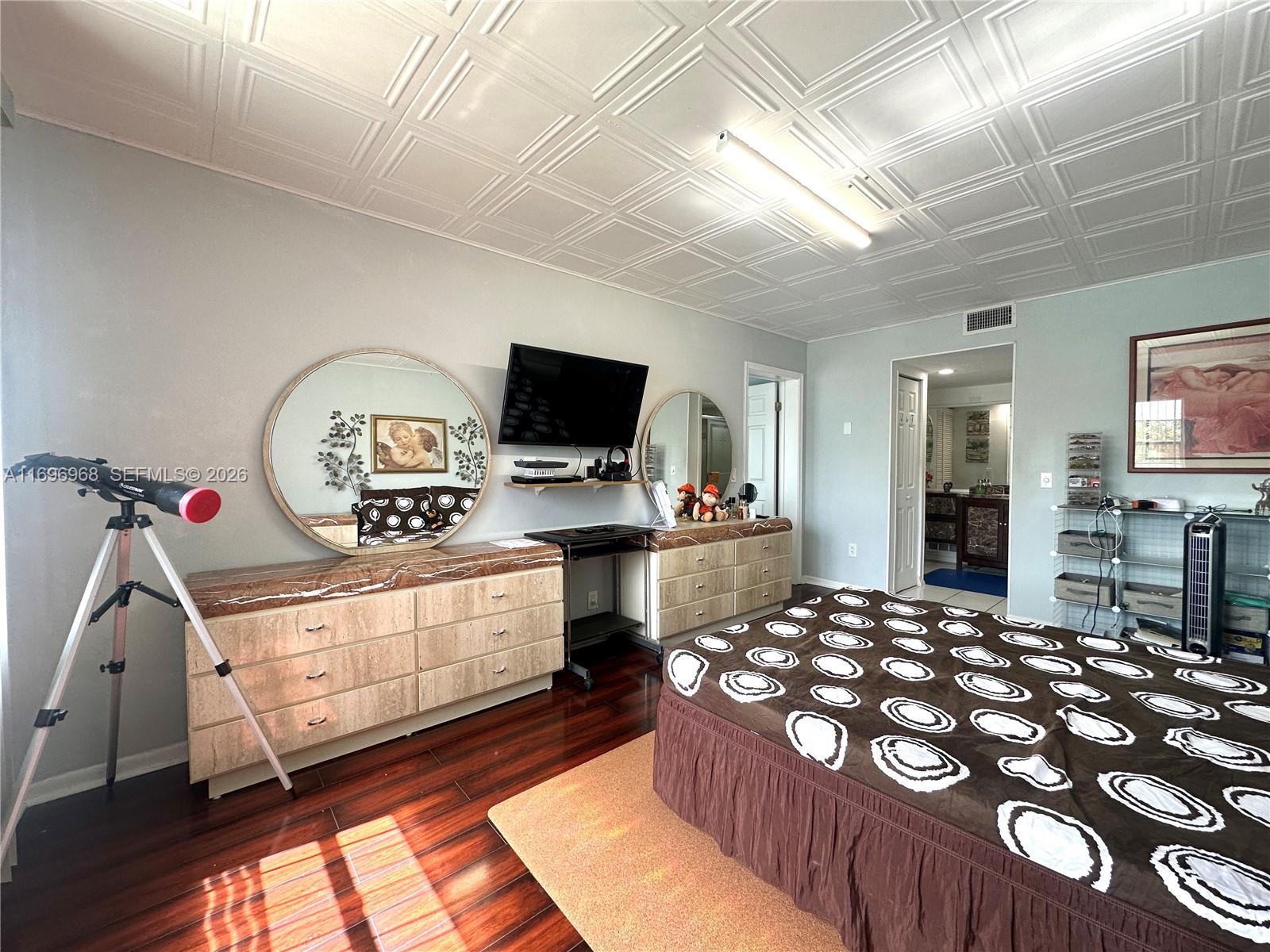 HAWTHORNE AT CENTURY VILL - Residential