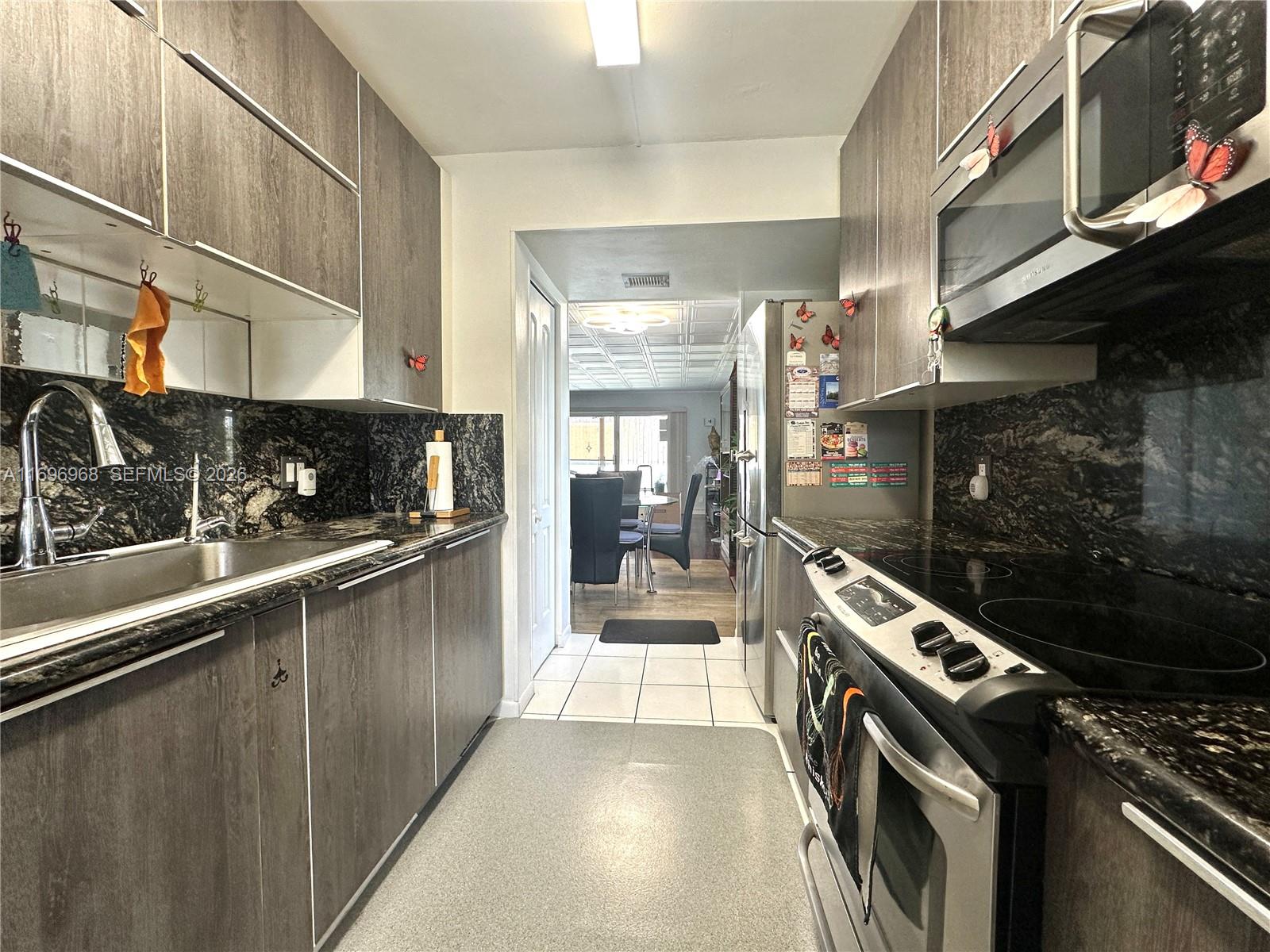 HAWTHORNE AT CENTURY VILL - Residential