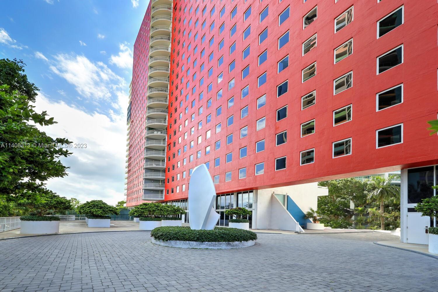 IMPERIAL AT BRICKELL COND - Residential