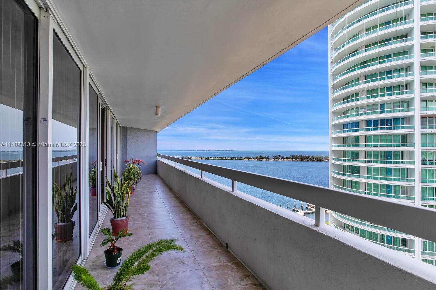 IMPERIAL AT BRICKELL COND - Residential