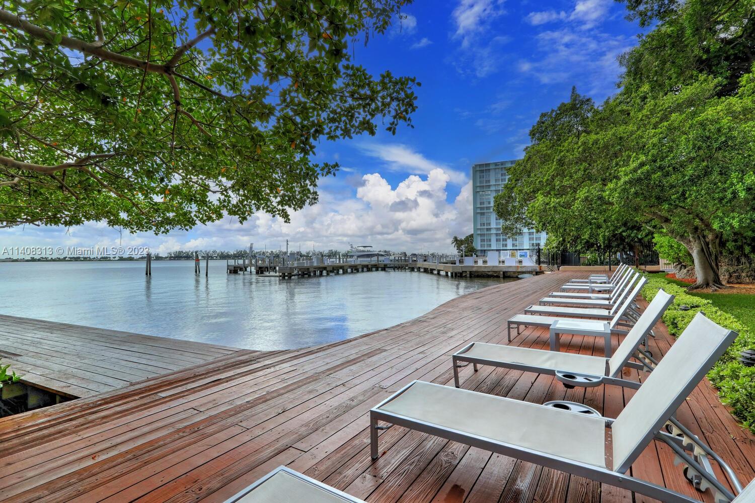 IMPERIAL AT BRICKELL COND - Residential
