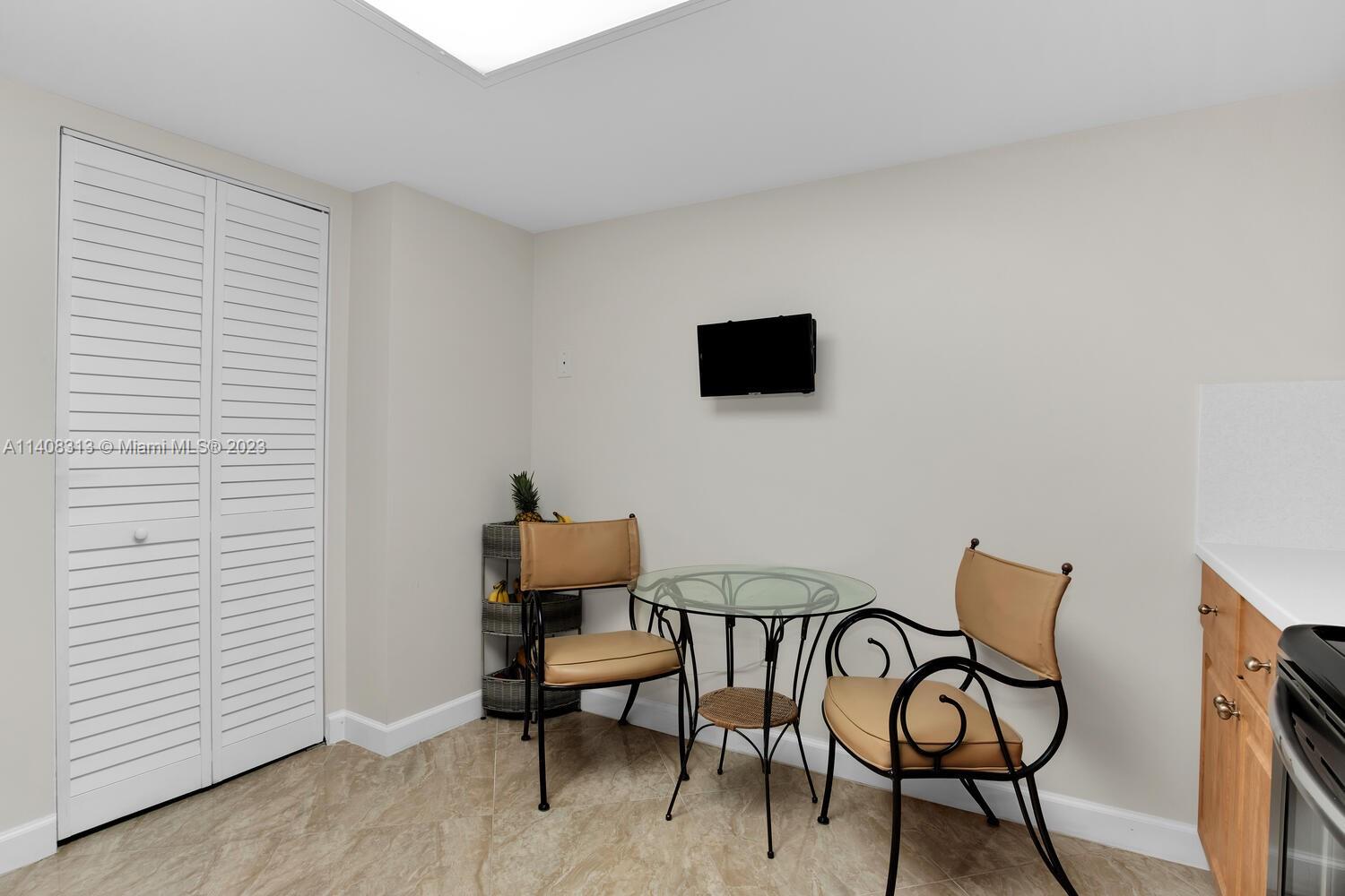IMPERIAL AT BRICKELL COND - Residential