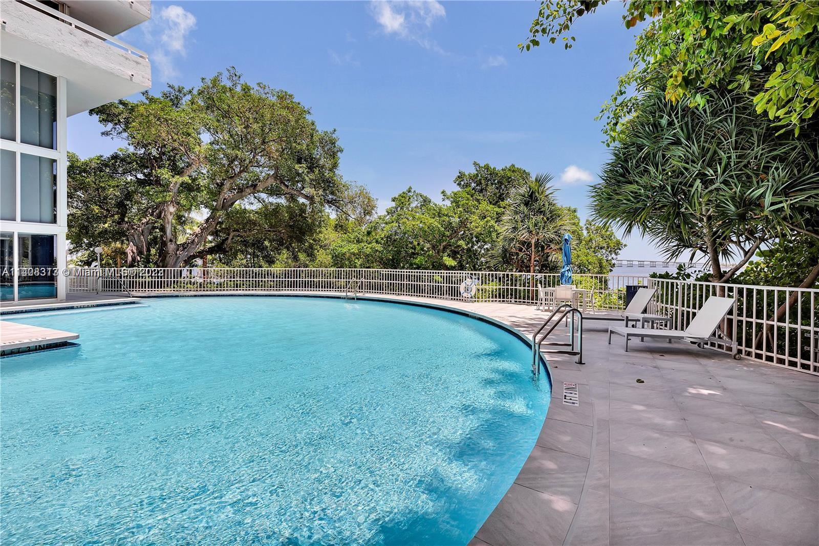 IMPERIAL AT BRICKELL COND - Residential