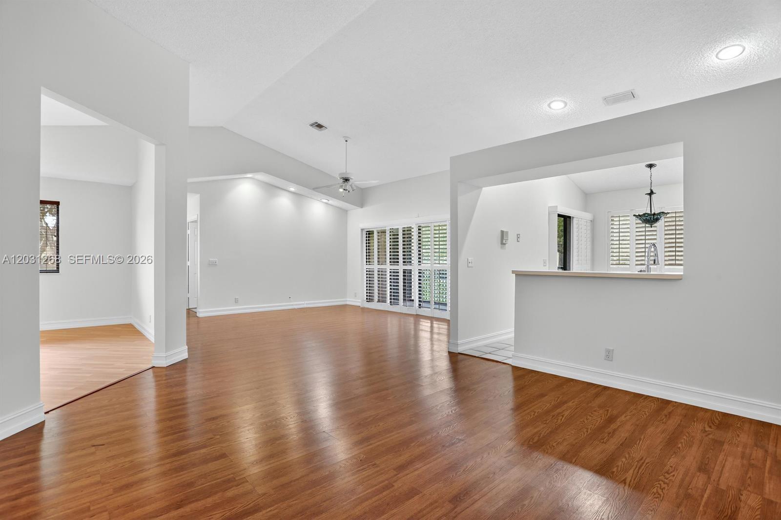 CARRIAGE HOMES AT TERRAMAR - Residential