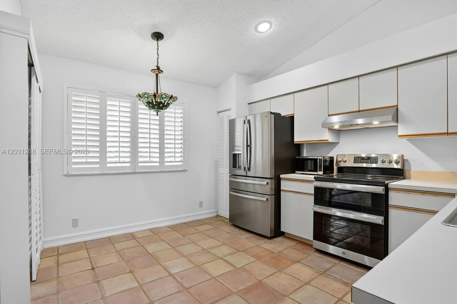 CARRIAGE HOMES AT TERRAMAR - Residential