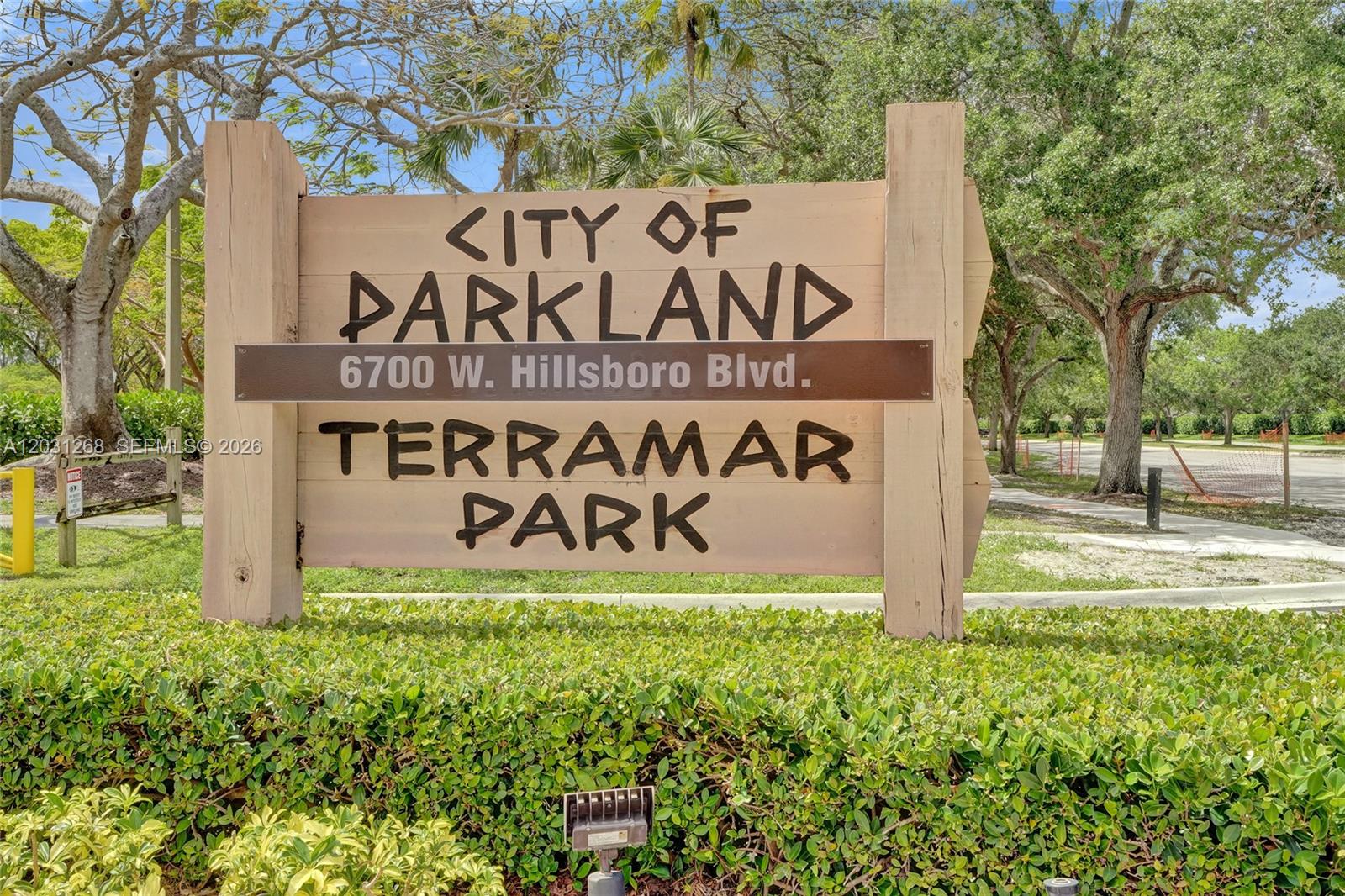 CARRIAGE HOMES AT TERRAMAR - Residential