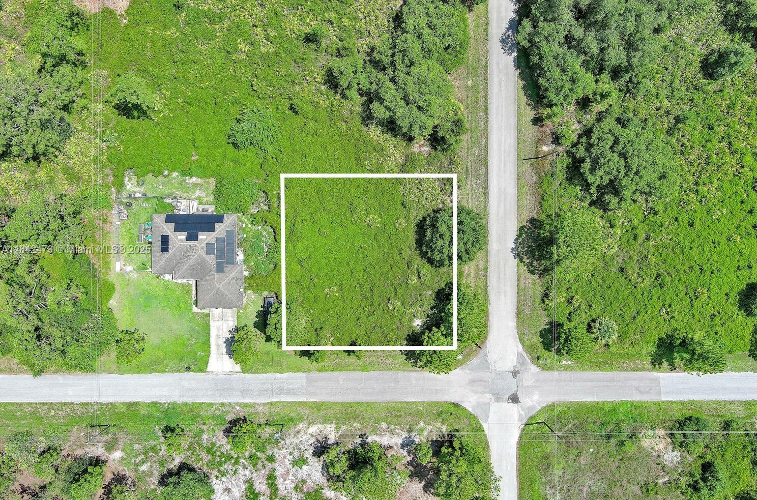 LEHIGH ACRES - Land