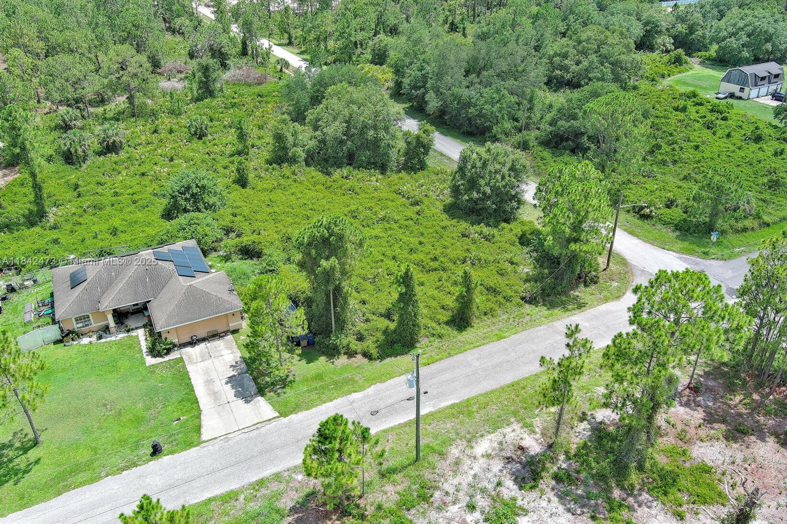 LEHIGH ACRES - Land