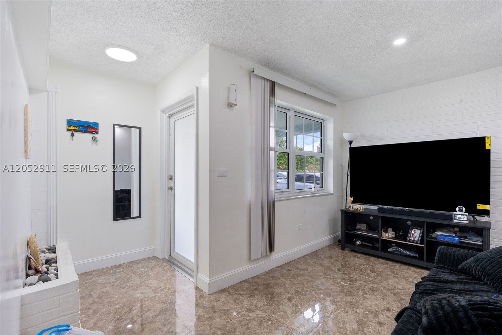 MIRAMAR SEC 10 - Residential