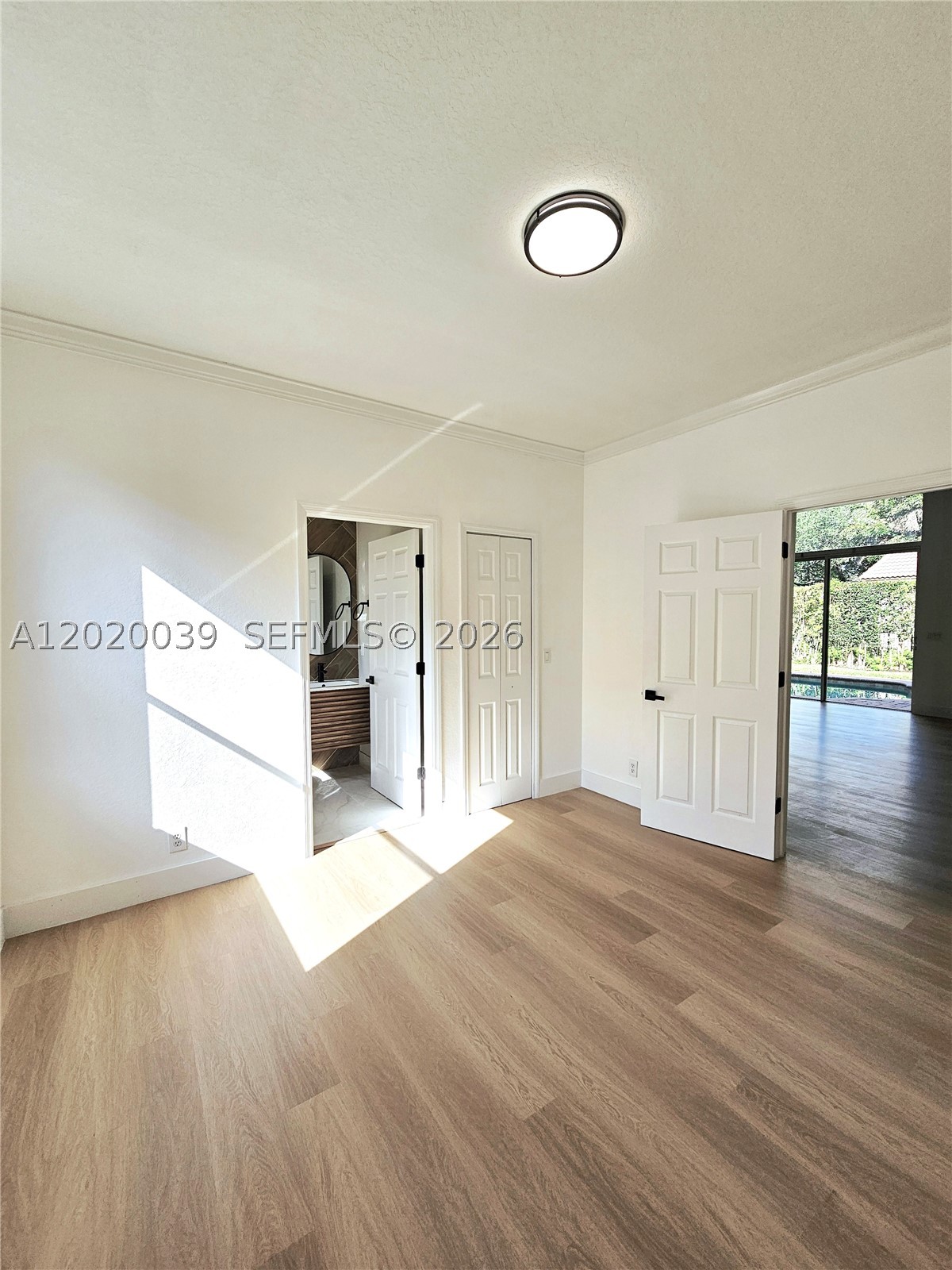 SUNSET LAKES PLAT ONE - Residential