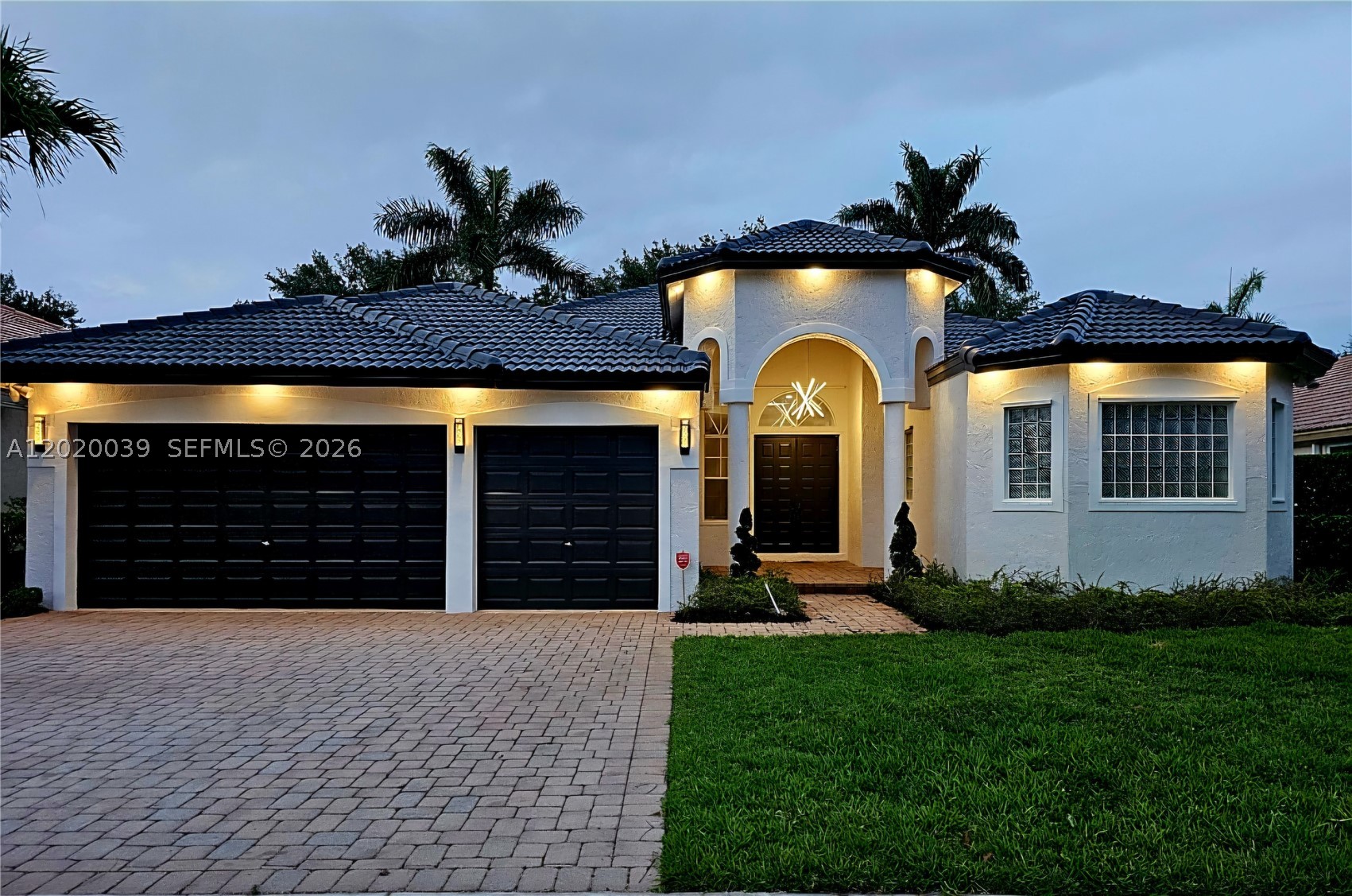SUNSET LAKES PLAT ONE - Residential