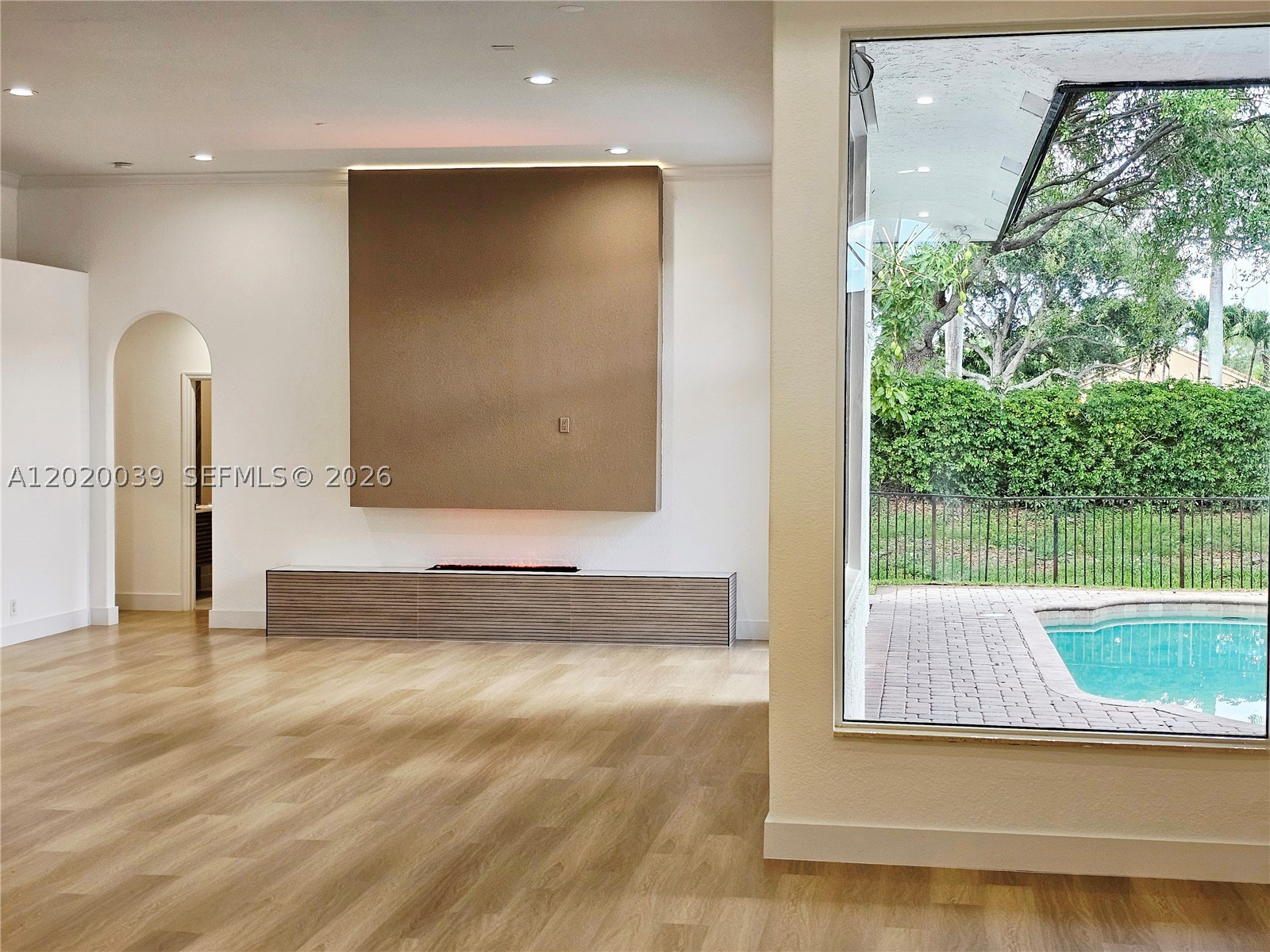SUNSET LAKES PLAT ONE - Residential