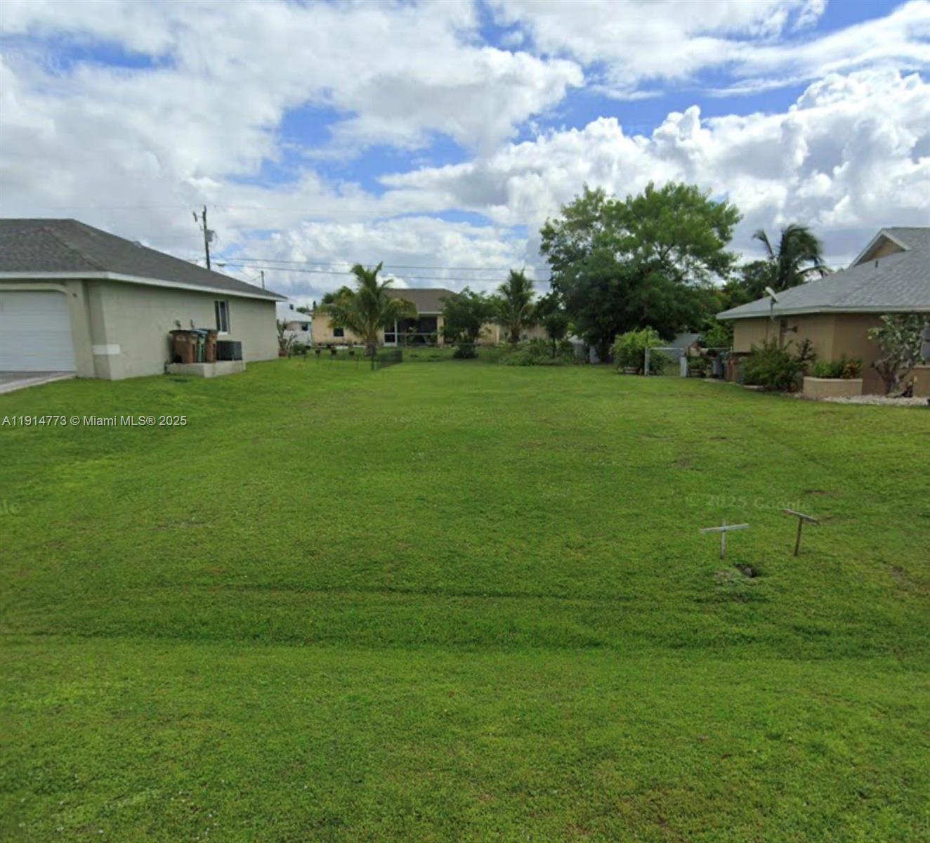 5000 SqFt Lot for sale in residential neighborhood. For information regarding lot please contact Cape Coral Planning and Zoning.