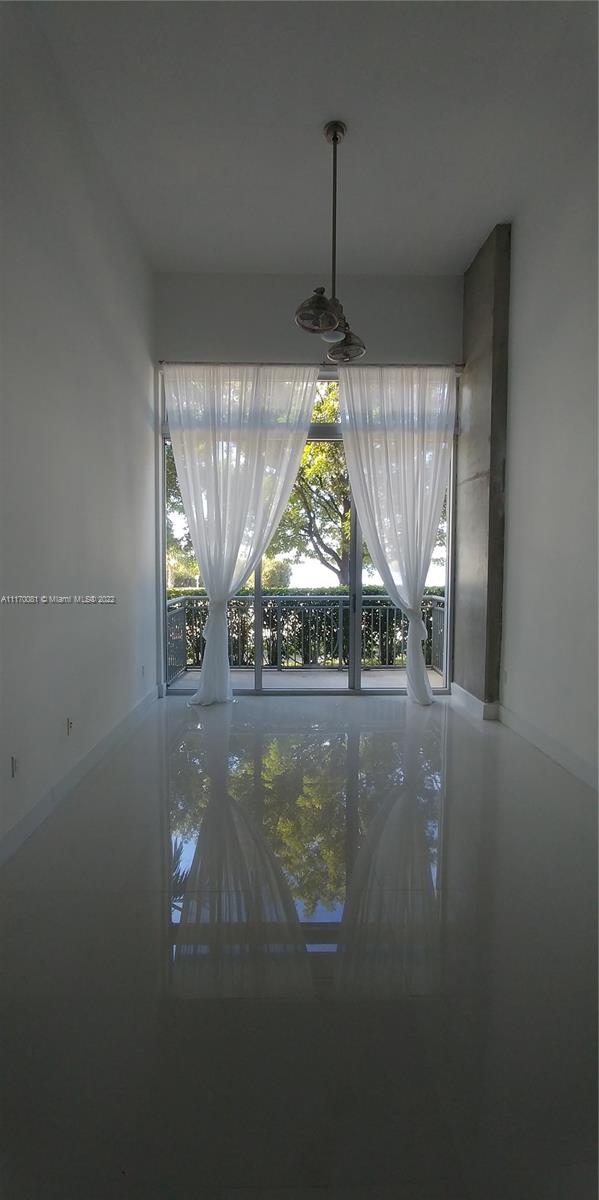 EDGE CONDO - Residential