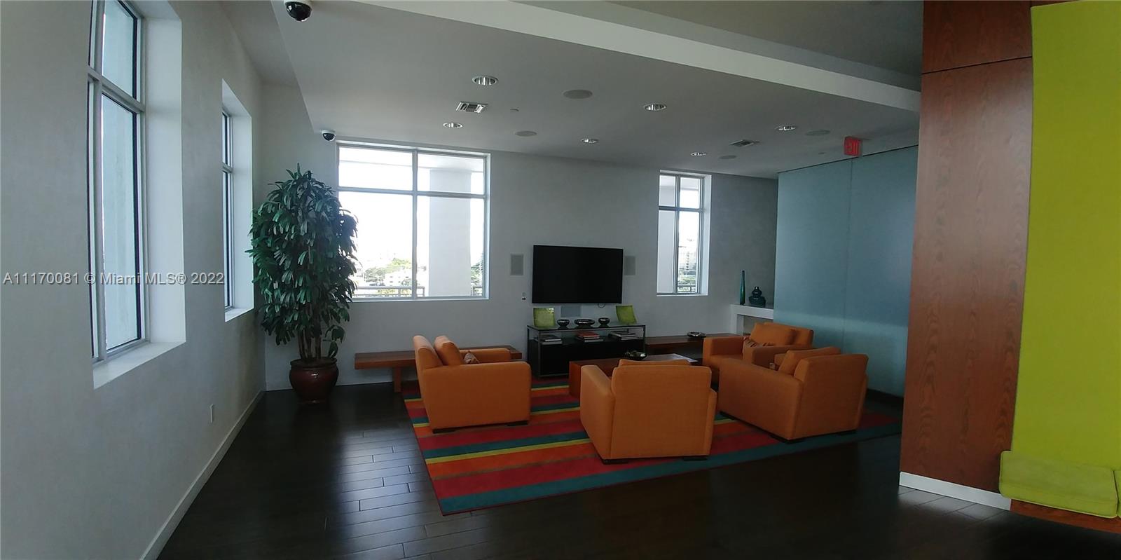 EDGE CONDO - Residential