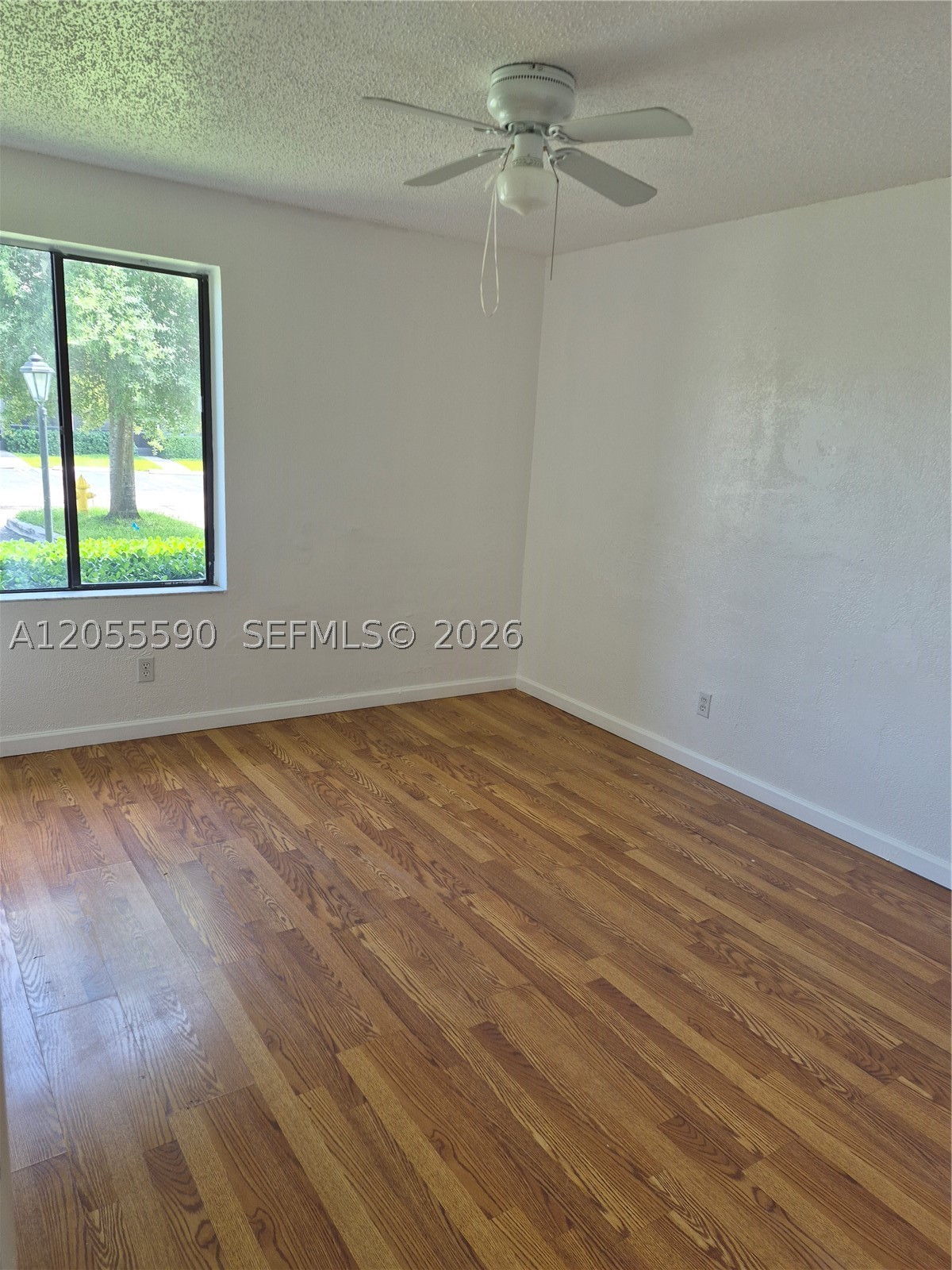 MAPLEWOOD TOWNHOUSES COND - Residential