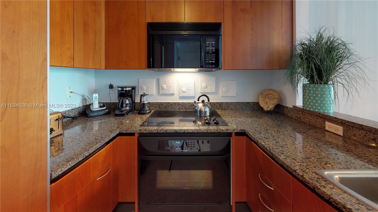 1500 OCEAN DRIVE CONDO - Residential Lease