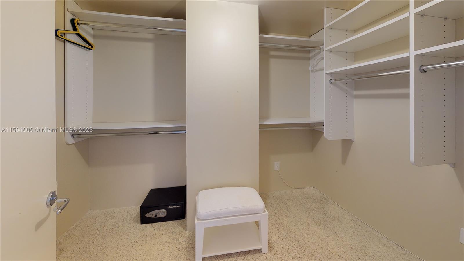 1500 OCEAN DRIVE CONDO - Residential Lease
